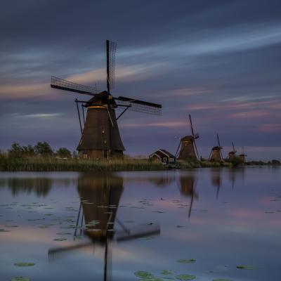 Holland kinderdijk windmills sunset long exposure holland light