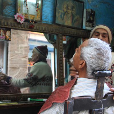 India Jodhpur barber streetlife urban men 