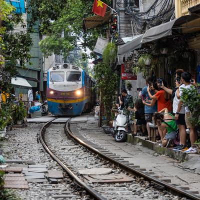 Vietnam, Hanoi, train street